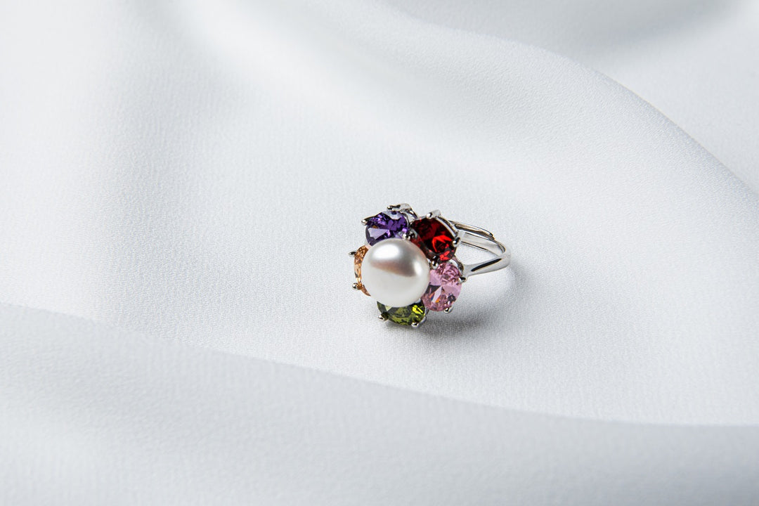 The Flower Pearl Ring
