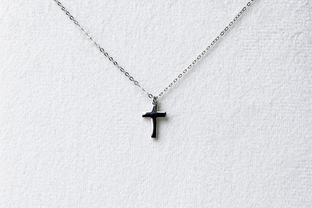 The Simple Cross Necklace