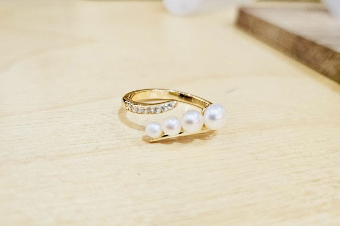 Luna Pearl Rings