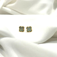 Clover shape stud earrings grey on gold