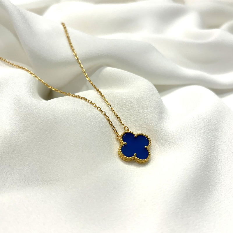 Clover necklace blue agate on gold vermeil