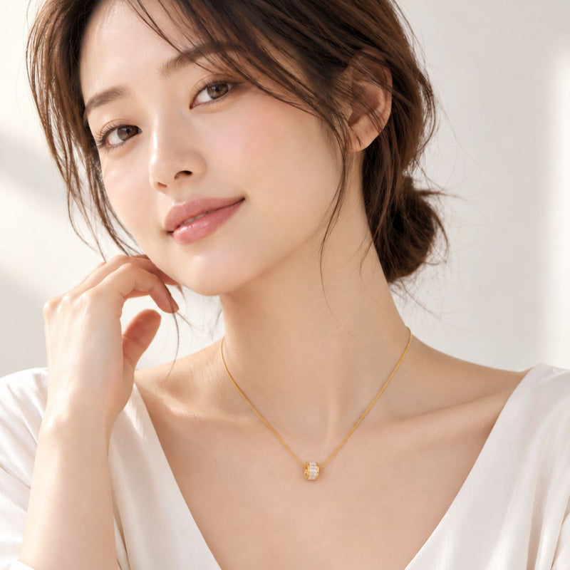 model wearing gold brooklyn necklace 