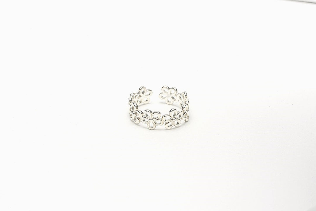 Season of Daisies Ring