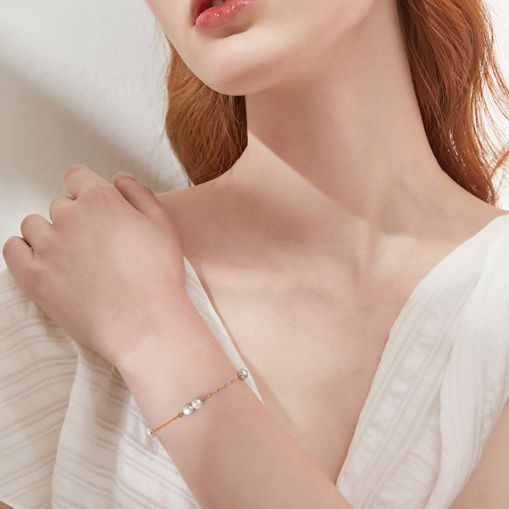 Layla Pearl Bracelet