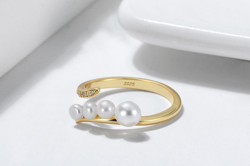 Luna Pearl Rings