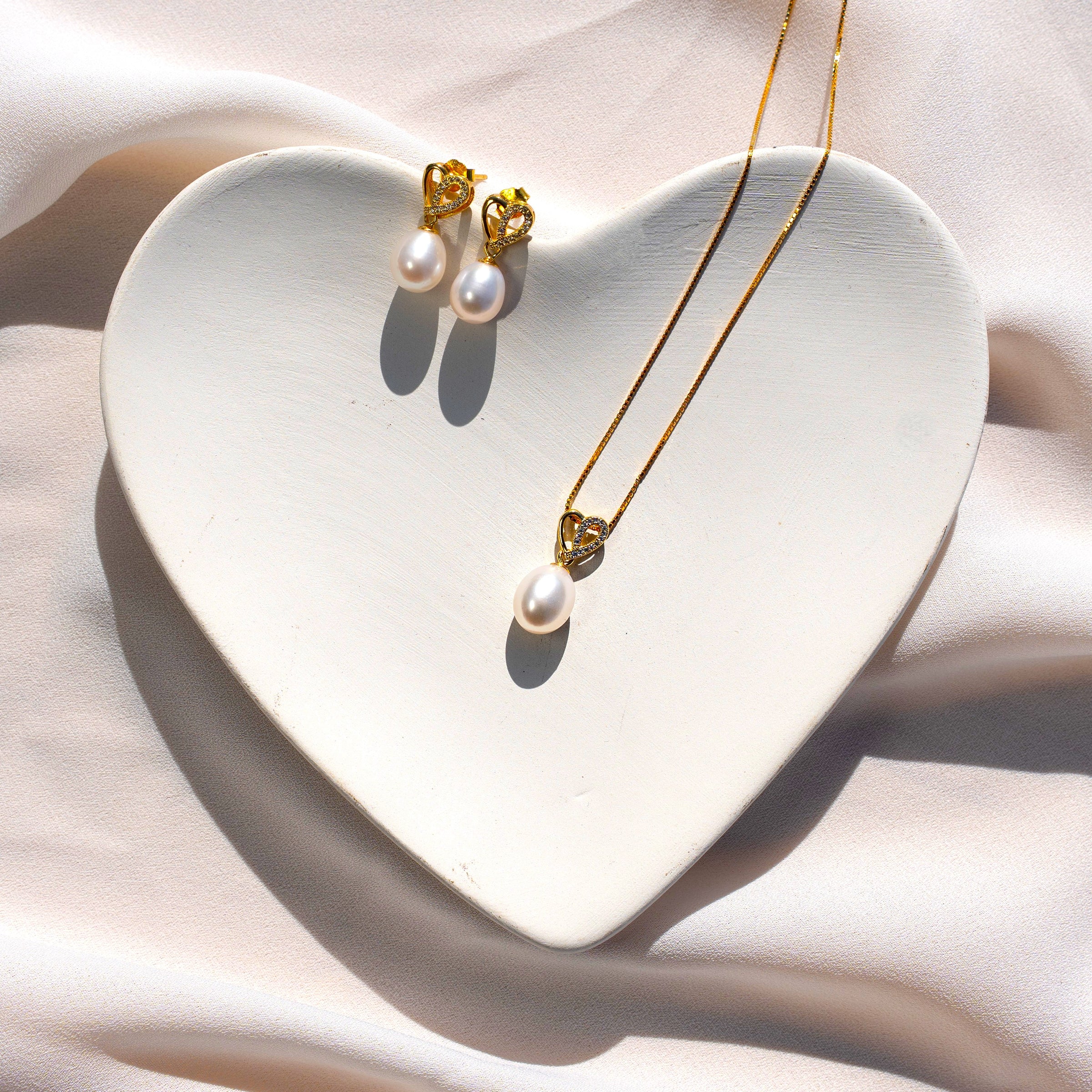 Kindness Pearl Set