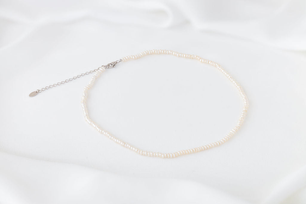 Petite Pearl Necklace 16"
