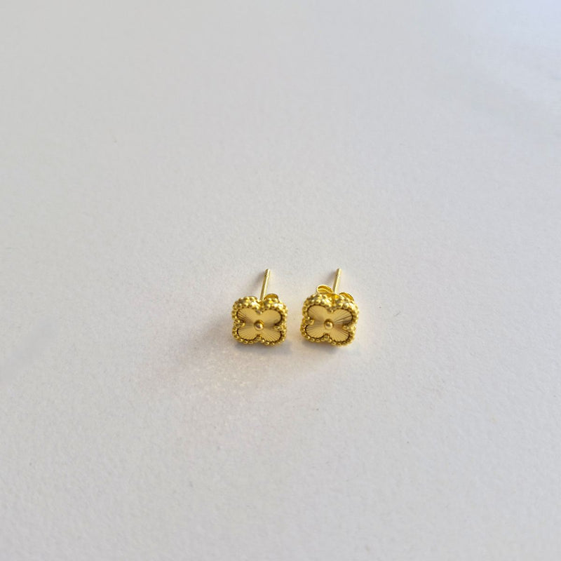 clover gold vermeil stud earrings