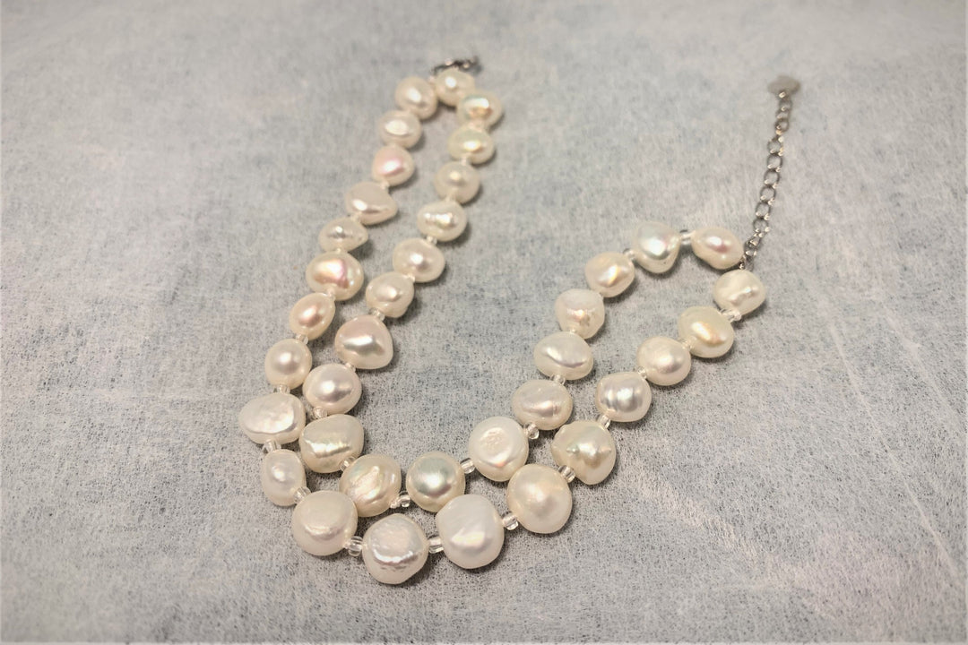 The Double Layer Baroque Pearl Bracelet Not specified