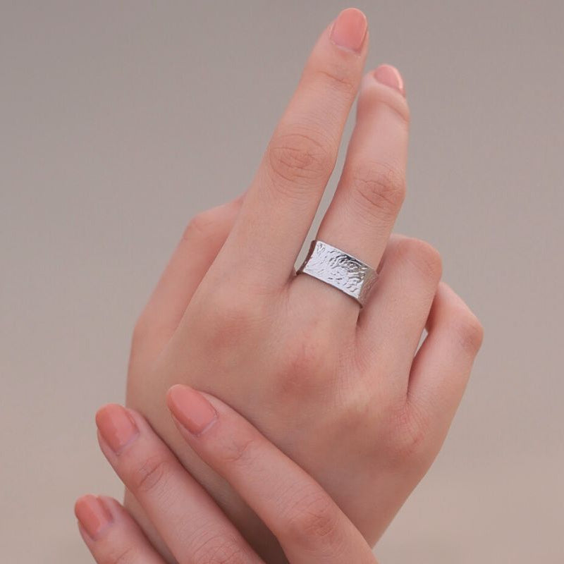 Stainless Steel ring with silver polished adjustable