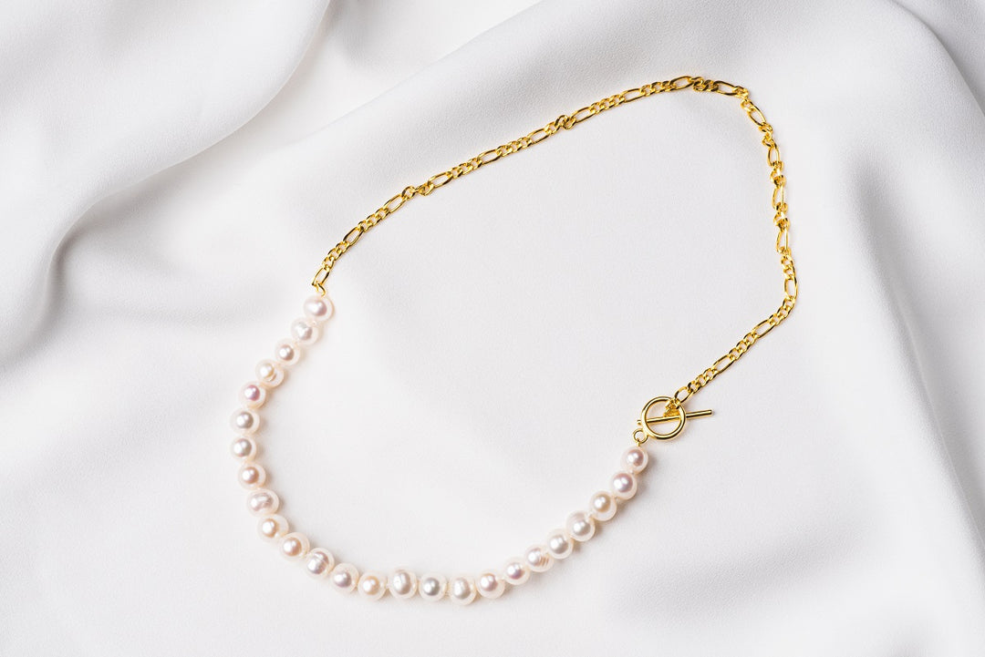 The Sabrina Pearl Necklace