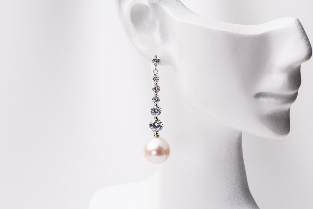 The Lavish Pearl Earrings