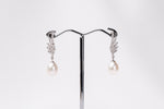 Load image into Gallery viewer, The Flying Pearl Earrings