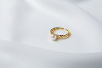 The Slim Band Pearl Ring