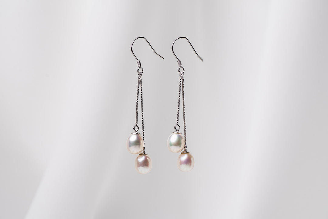Tassle Drop Pearls Earrings