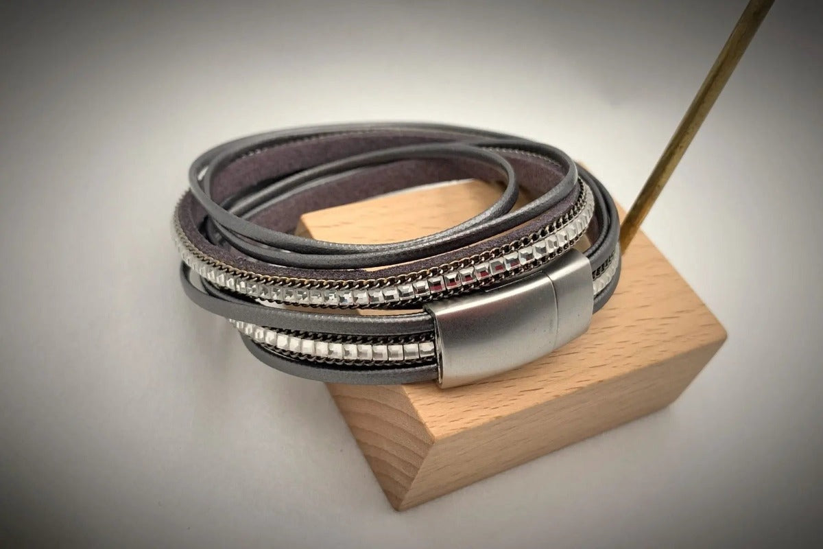 The Train Tracks Bracelet gaiafinejewels