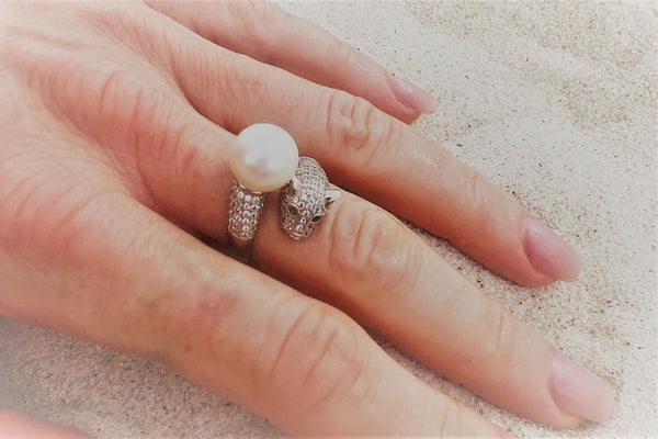 Panther Pearl Ring Not specified